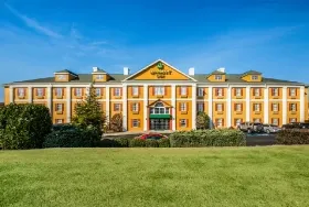 Photograph of Quality Inn, Oak Ridge