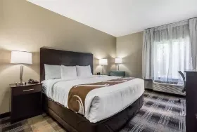 Photograph of Quality Inn, Pleasant View