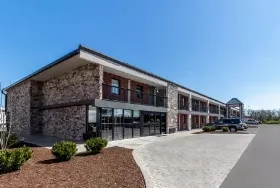 Photograph of Quality Inn, Franklin