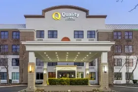 Photograph of Quality Inn, Murfreesboro