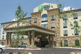 Photograph of Holiday Inn Express, Cleveland