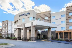 Photograph of Courtyard, Murfreesboro
