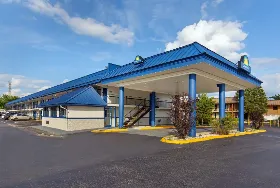 Photograph of Days Inn, Knoxville