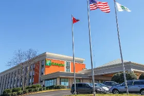 Photograph of Holiday Inn Knoxville West- Cedar Bluff Rd, Knoxville