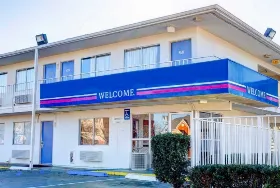 Photograph of Motel 6, Murfreesboro