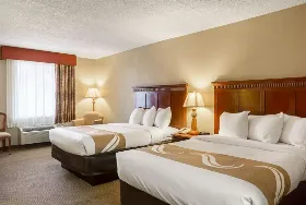 Photograph of Quality Inn, Hurricane Mills