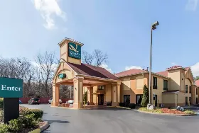 Photograph of Quality Inn, Memphis