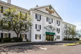 Photograph of Quality Inn, Kingsport