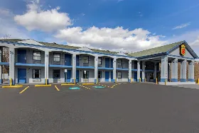 Photograph of Super 8, Nashville