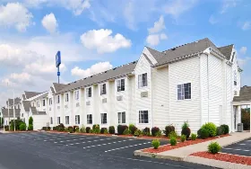 Photograph of Microtel Inn & Suites, Clarksville