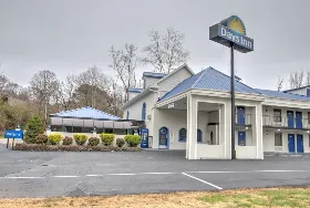 Photograph of Days Inn, Harriman