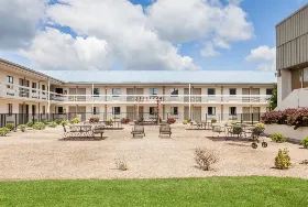 Photograph of Super 8, Monteagle