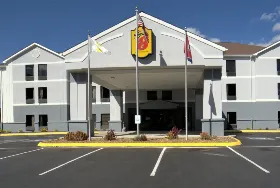 Photograph of Super 8, Crossville