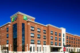 Photograph of Holiday Inn Express, Franklin