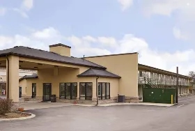 Photograph of Days Inn, White House