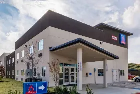 Photograph of Studio 6, Mesquite
