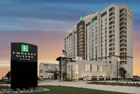 Photograph of Embassy Suites, Houston