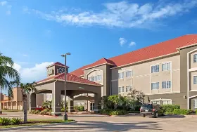 Photograph of La Quinta Inn & Suites, Mercedes