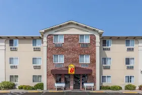 Photograph of Super 8, Irving