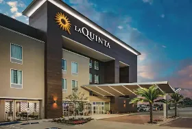Photograph of La Quinta Inn & Suites, The Colony