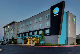 Photograph of Tru by Hilton, Round Rock