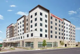 Photograph of Hilton Garden Inn, Austin