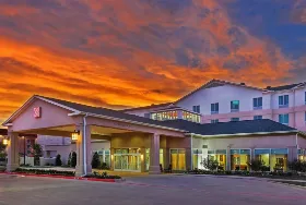 Photograph of Hilton Garden Inn, Midland