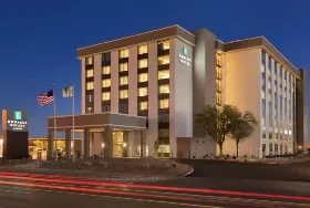 Photograph of El Paso Suites Hotel, El Paso