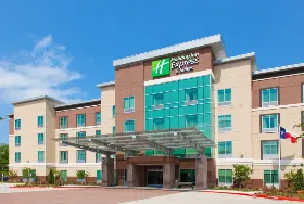 Photograph of Holiday Inn Express, Houston