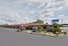 Photograph of Americas Best Value Inn, Junction