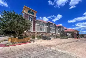 Photograph of La Quinta Inn & Suites, Houston