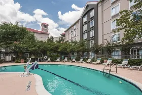 Photograph of La Quinta Inn & Suites, Houston