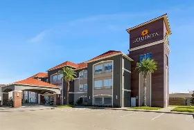 Photograph of La Quinta Inn & Suites, Port Arthur