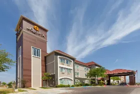 Photograph of La Quinta Inn & Suites, Laredo