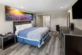 Photograph of Days Inn, Baytown