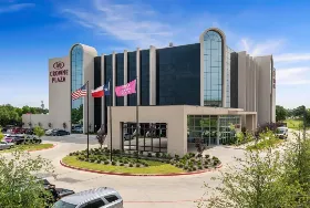 Photograph of Crowne Plaza, Arlington
