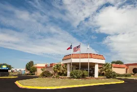 Photograph of Days Inn, Sherman