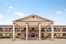 Photograph of Days Inn, Paris
