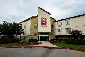 Photograph of Red Roof PLUS+, Houston