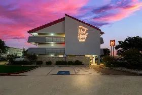 Photograph of Red Roof Inn, Irving