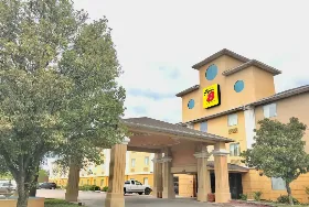 Photograph of Super 8, Temple