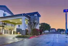 Photograph of Motel 6, Balch Springs
