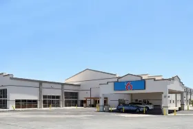 Photograph of Motel 6, Snyder