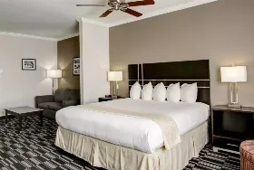Photograph of Quality Inn & Suites, Bryan