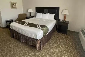 Photograph of Quality Inn Fort Worth - Downtown East, Fort Worth