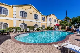Photograph of Quality Suites North, Houston