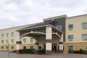 Photograph of Comfort Inn, Early