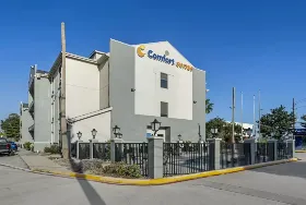 Photograph of Comfort Suites, Houston