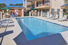 Photograph of Quality Inn Marshall, Marshall
