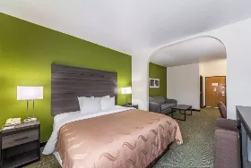 Photograph of Quality Suites, San Antonio